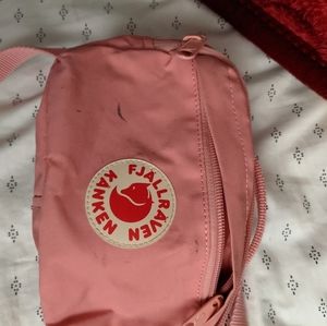 Fjallraven Kanken hip pack pink